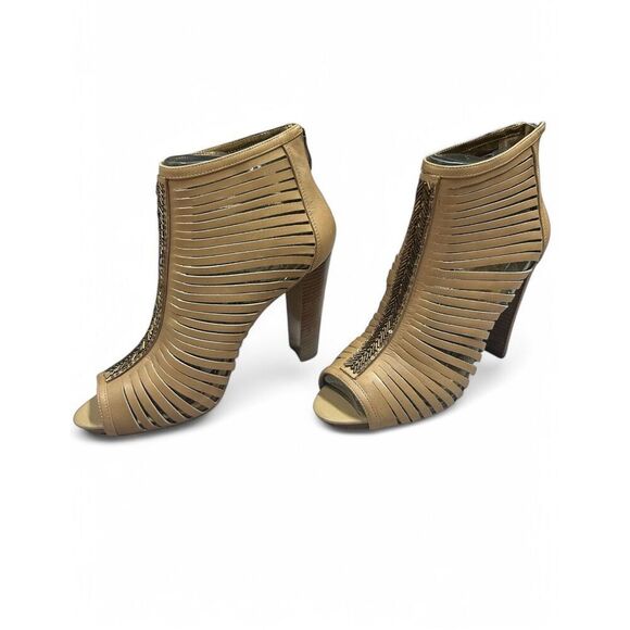 9.5 Vince Camuto Tan Strappy Leather Caitlyn Open Toe Heels Going Out Cocktail - Picture 1 of 7